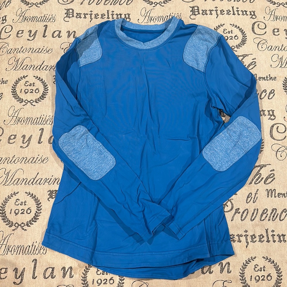 Lululemon men’s small/ women’s medium long sleeve shirt